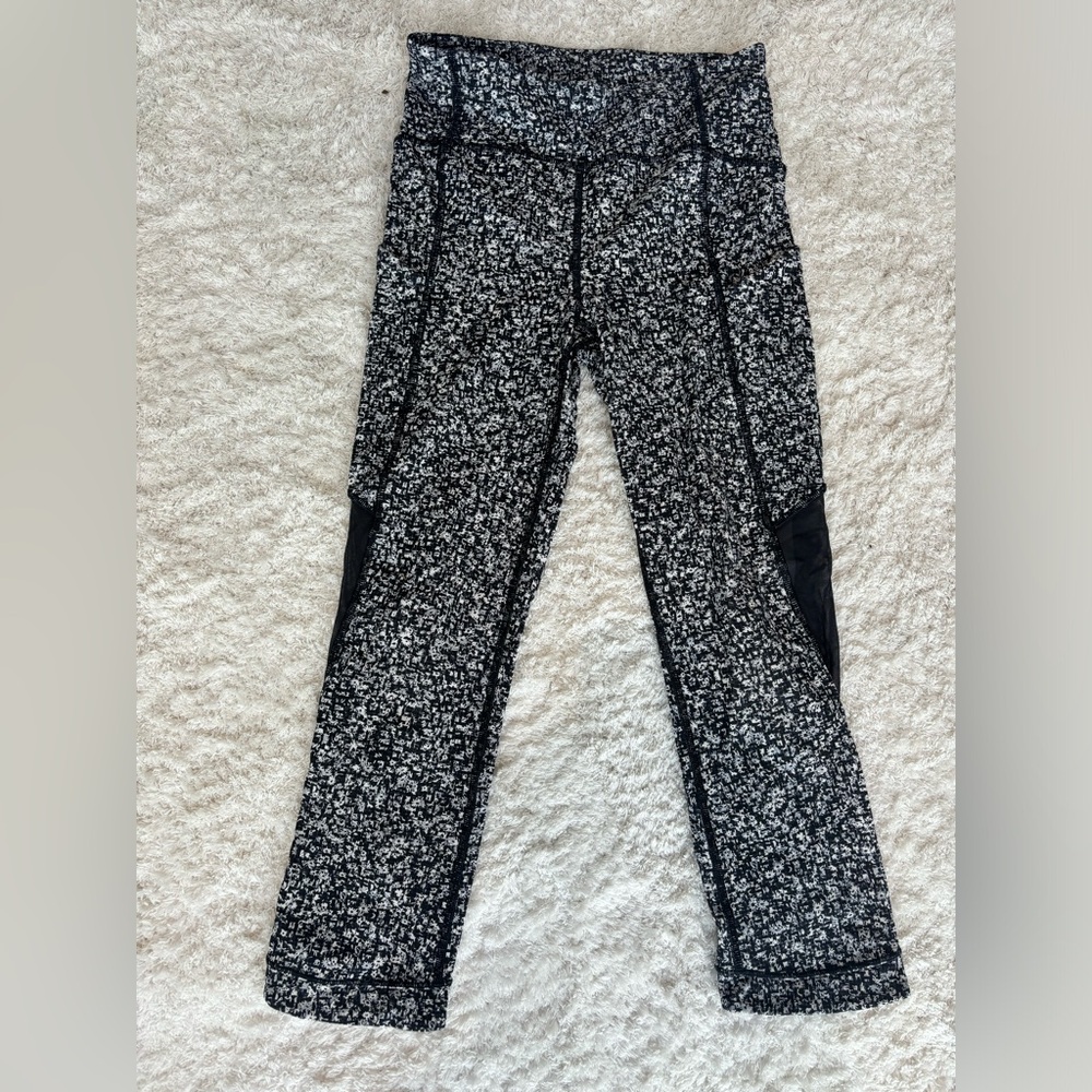 Size 4 Lululemon leggings